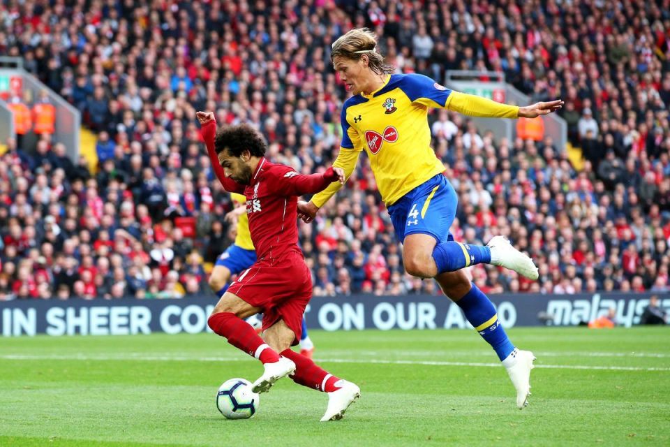 爱游戏娱乐-南安普敦客场大胜，积分逼近中游