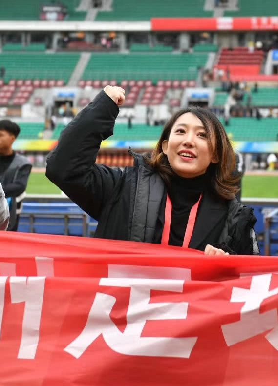 贵州队在比赛中展现出强大的气场 贵州队在比赛中展现出强大的气场