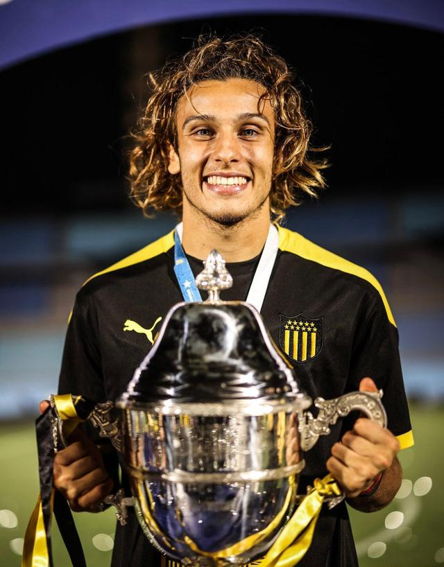 包含哥伦比亚篮球联赛升级附加赛展开，强队对决争夺晋级的词条