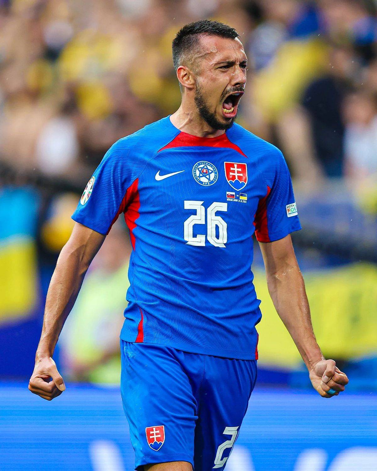 爱游戏体育-包含阿森纳小将备战欧洲杯，年仅岁即跻身国家队的词条