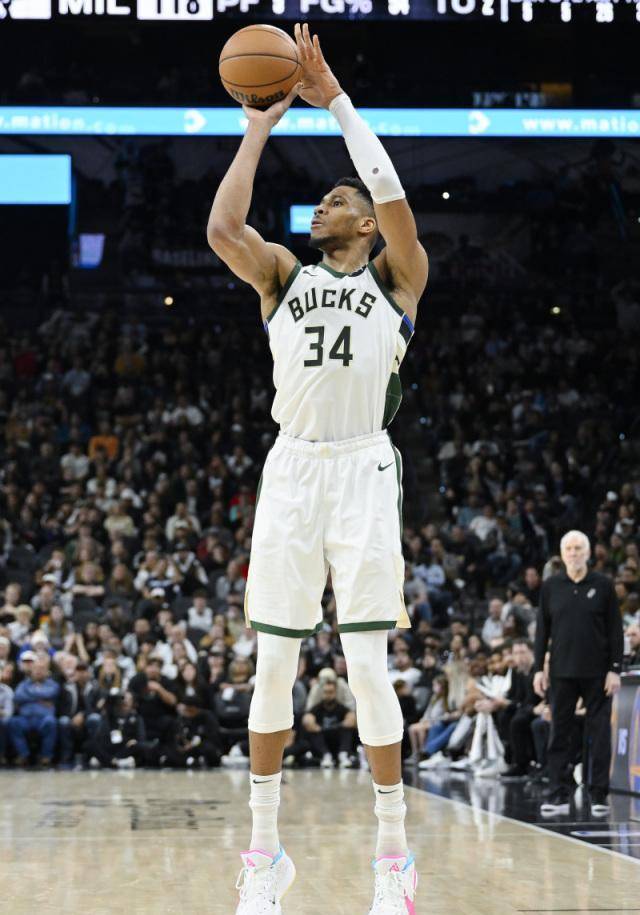 爱游戏tv-包含雄鹿全明星球员状态神勇连胜将持续多久？的词条