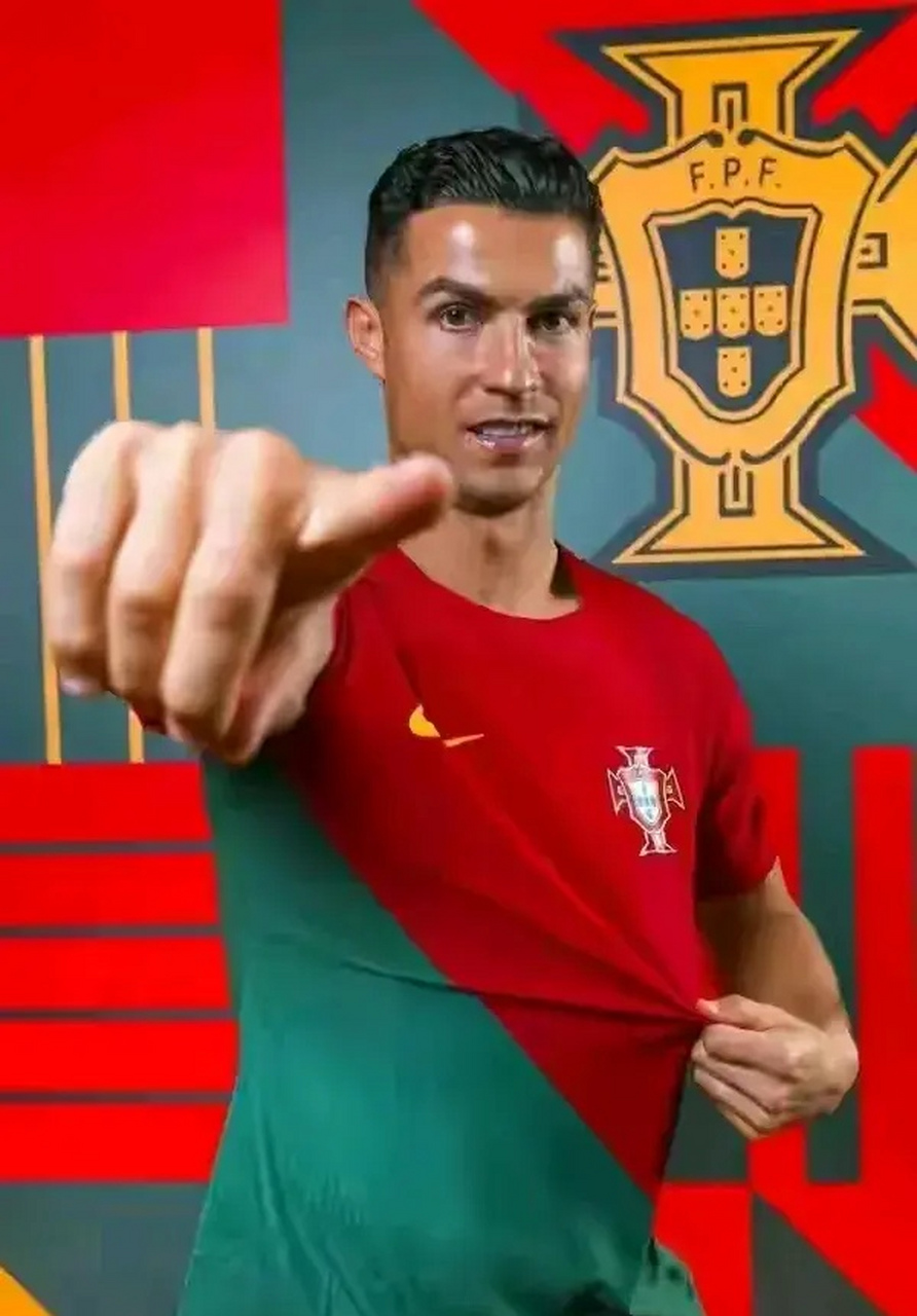 葡萄牙队大比分获胜，卫冕欧洲杯冠军