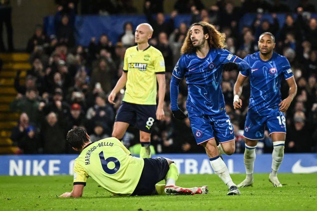 切尔西进攻组织有序,客场击败对手保持稳定 切尔西进攻组织有序,客场击败对手保持稳定