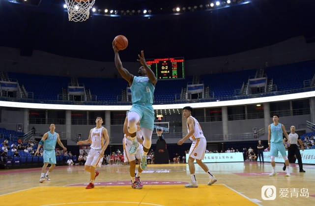 青海男篮再战赛场，一路领先取得胜利的简单介绍
