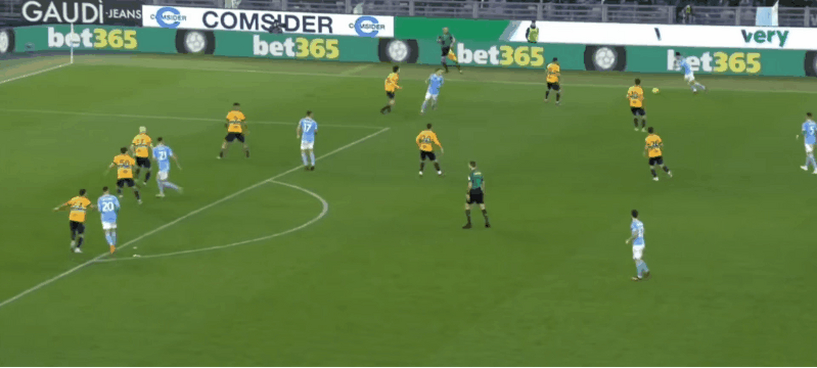 包含拉齐奥迎战桑普多利亚，双方将上演精彩对决的词条