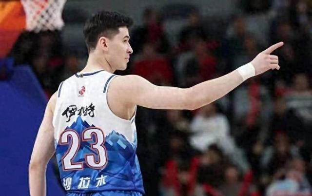 爱游戏tv-巨无霸现身！豪取胜利，实现逆袭