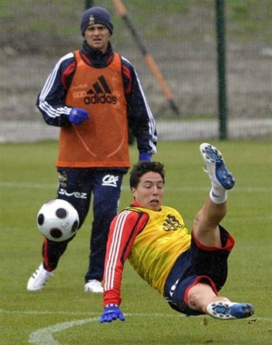 爱游戏官网-关于法国不敌对手,必须总结教训备战下场比赛!的信息