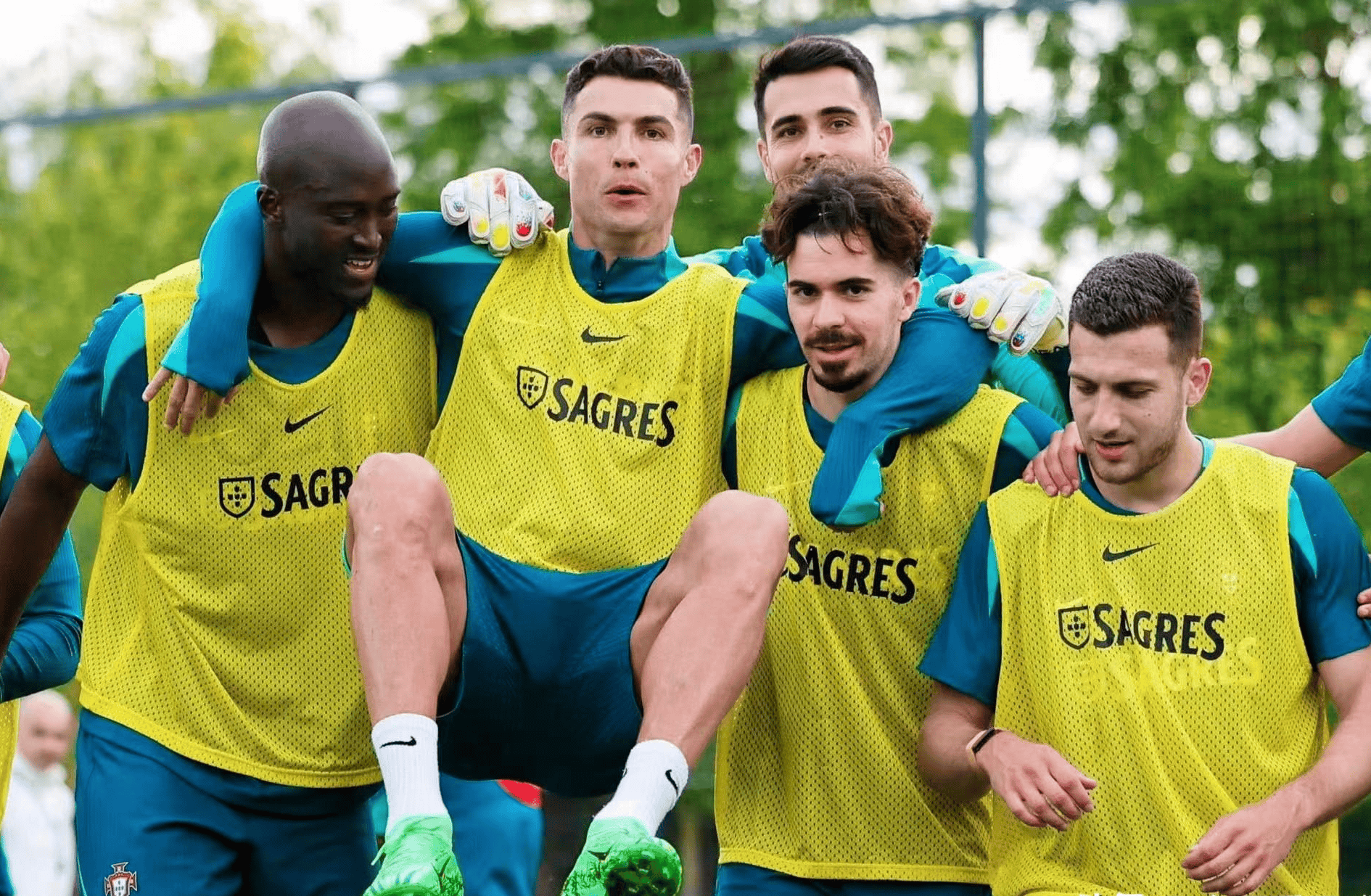 爱游戏体育-捷克国家队在欧洲杯预选赛中战至最后,取得胜利的简单介绍