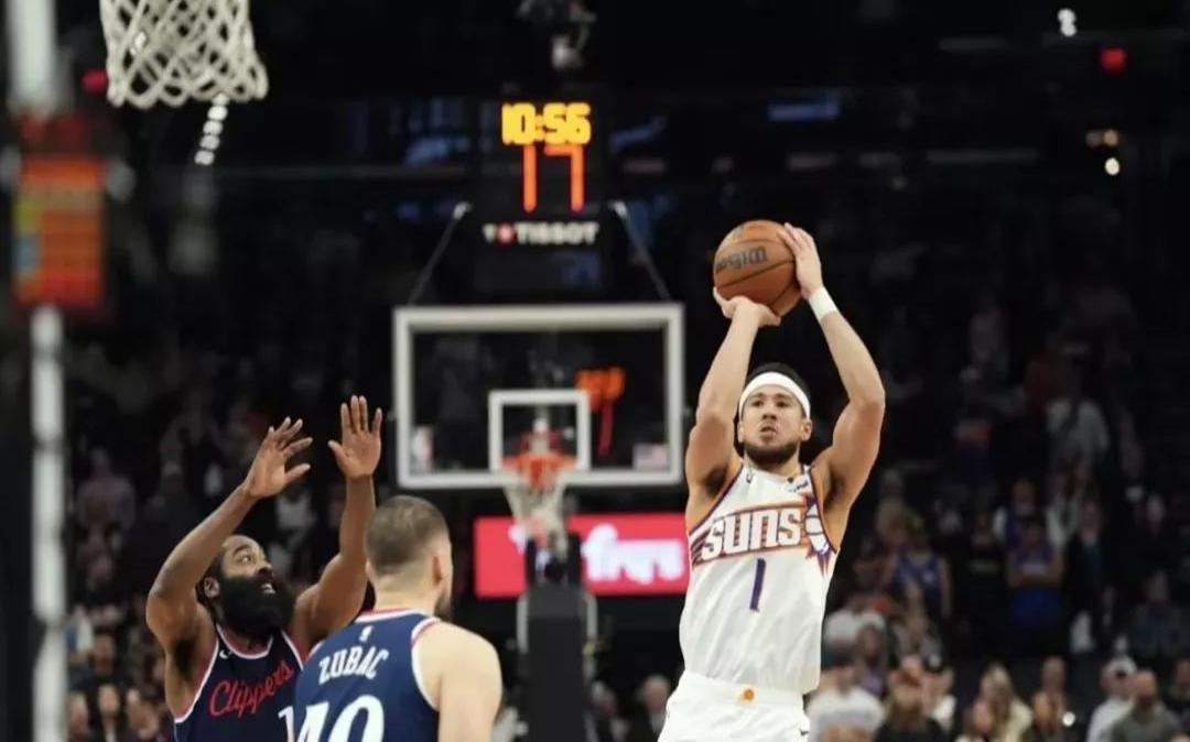 快船外线火力全开,逆袭力克篮网 快船外线火力全开,逆袭力克篮网