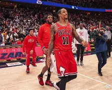 公牛球员密谋破敌策略,意图赢得关键胜仗的简单介绍 公牛球员密谋破敌策略,意图赢得关键胜仗的简单介绍