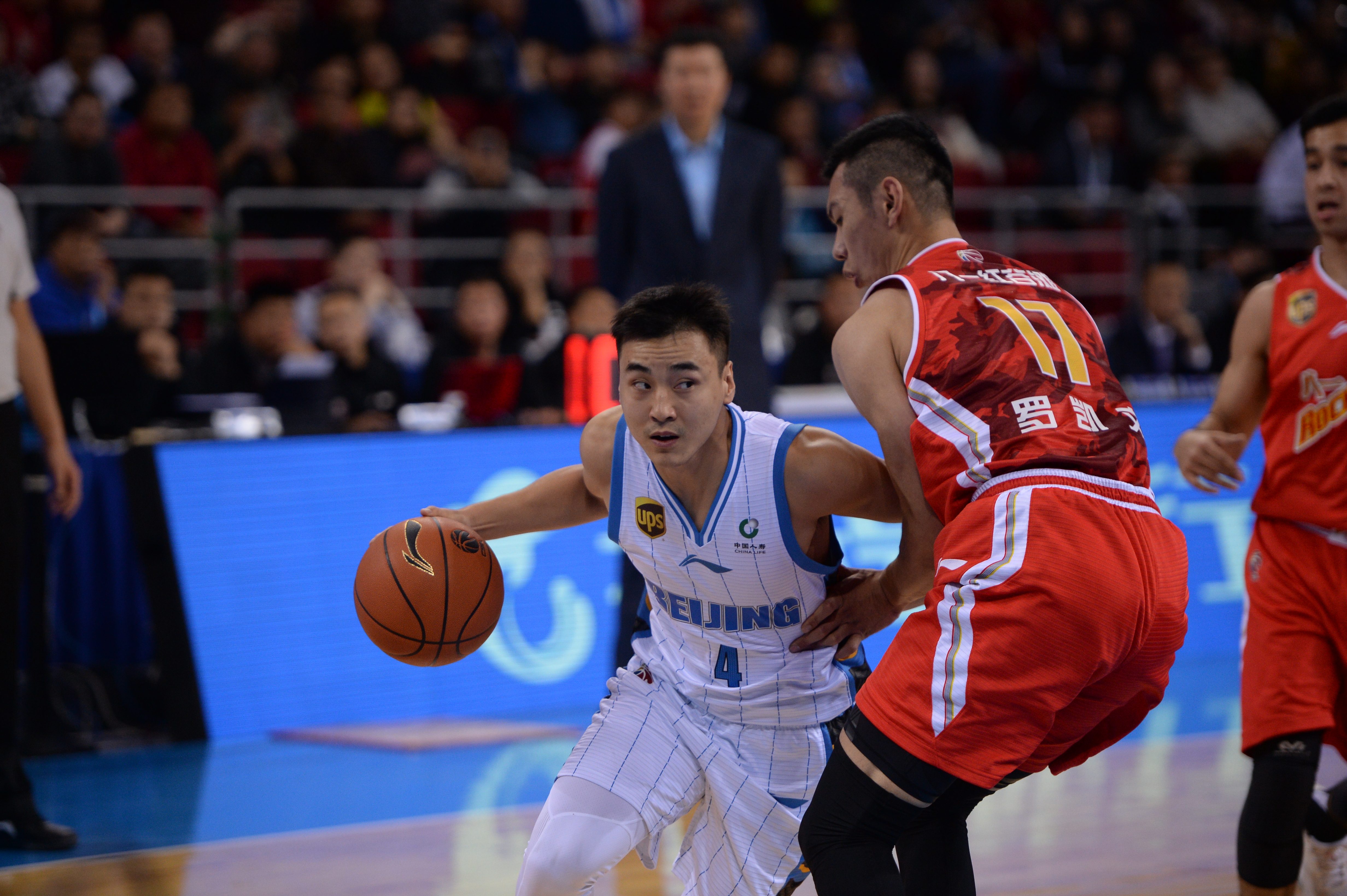 本土篮球明星风采出众成为焦点 本土篮球明星风采出众成为焦点