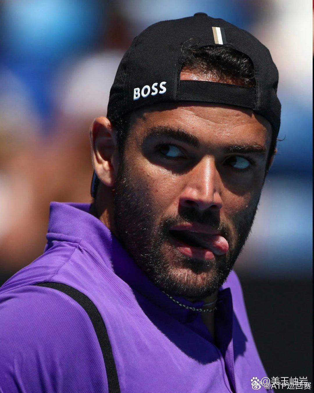 爱游戏大厅-包含球员个人技术的突出表现成为焦点的词条