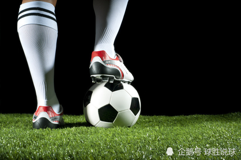 爱游戏-赫塔菲不敌埃瓦尔，遭遇连败