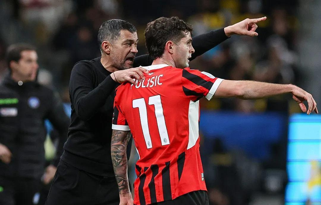 费耶诺德主场不敌阿贾克斯,继续落后积分榜的简单介绍 费耶诺德主场不敌阿贾克斯,继续落后积分榜的简单介绍