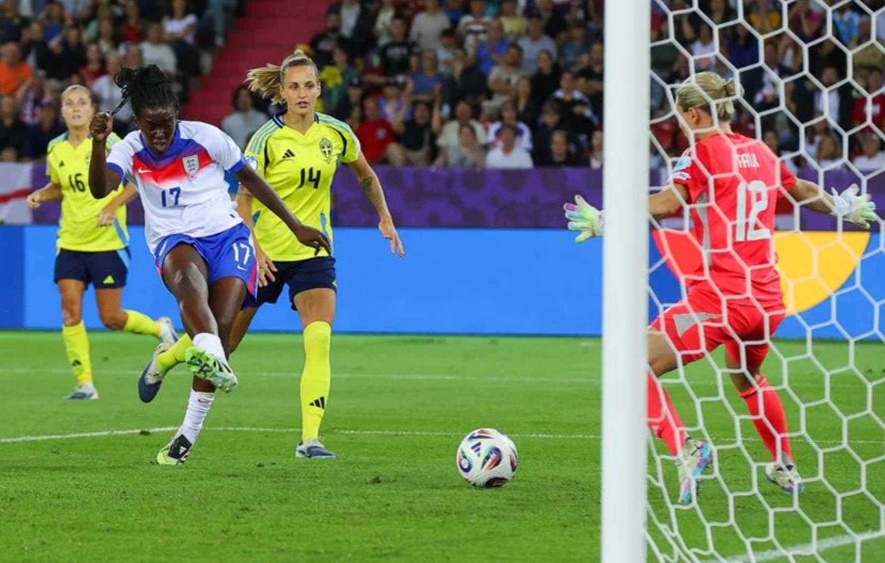 荷兰女足队比击败瑞典,晋级四强的简单介绍 荷兰女足队比击败瑞典,晋级四强的简单介绍