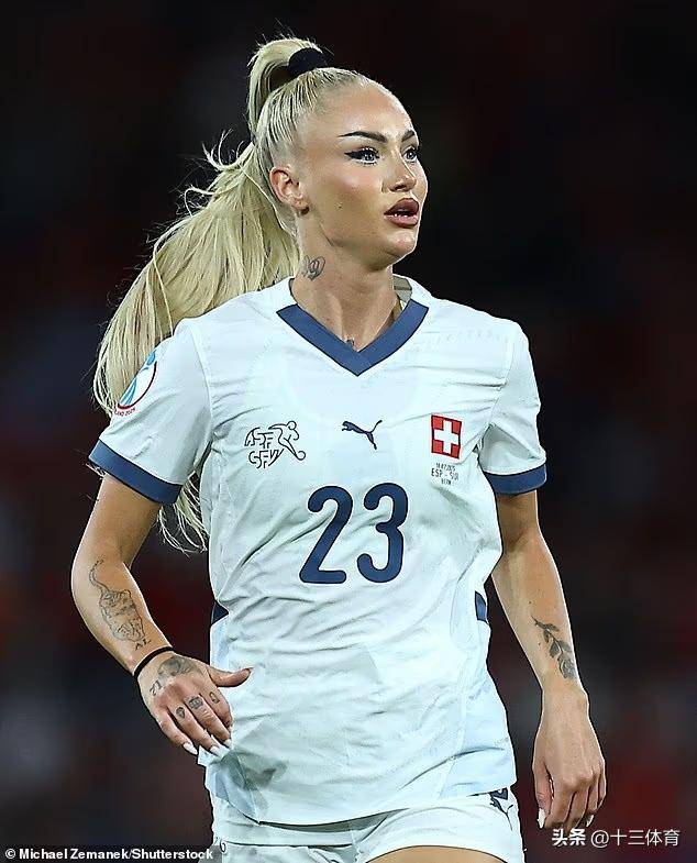 瑞典女足现代再战,势不可挡 瑞典女足现代再战,势不可挡