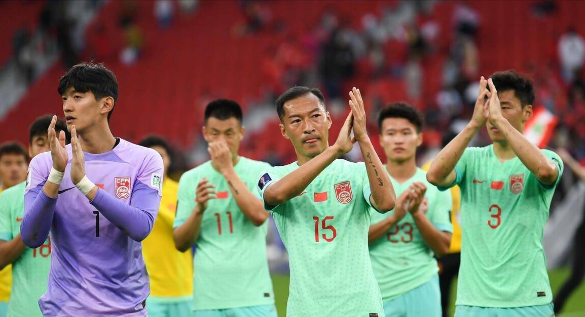 重庆足球向前迈进,表现出色取得连胜 重庆足球向前迈进,表现出色取得连胜