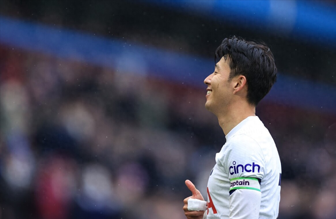 热刺前锋连场破门，为球队贡献进球