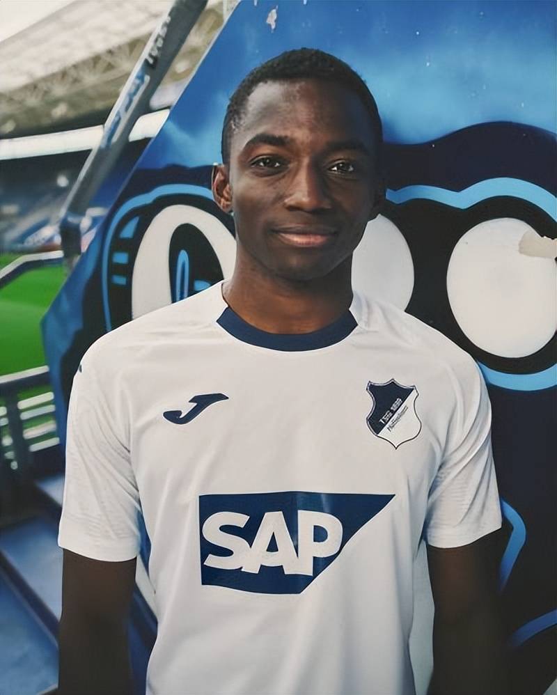 霍芬海姆客场战胜法兰克福，继续攀升积分榜