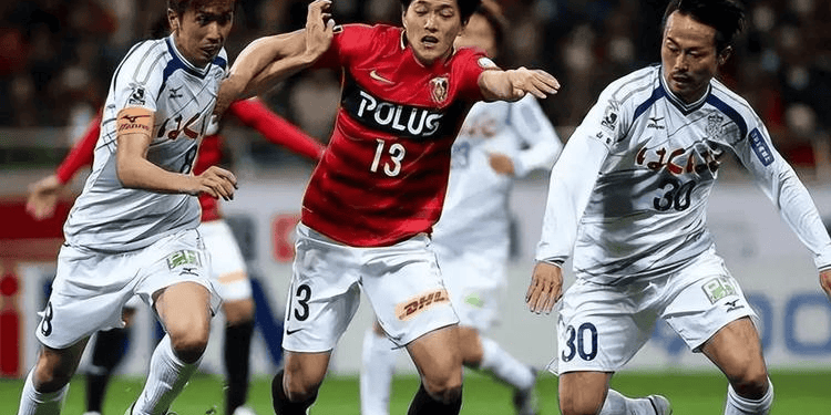 广岛三箭依靠客场胜利实现保级目标的简单介绍 广岛三箭依靠客场胜利实现保级目标的简单介绍