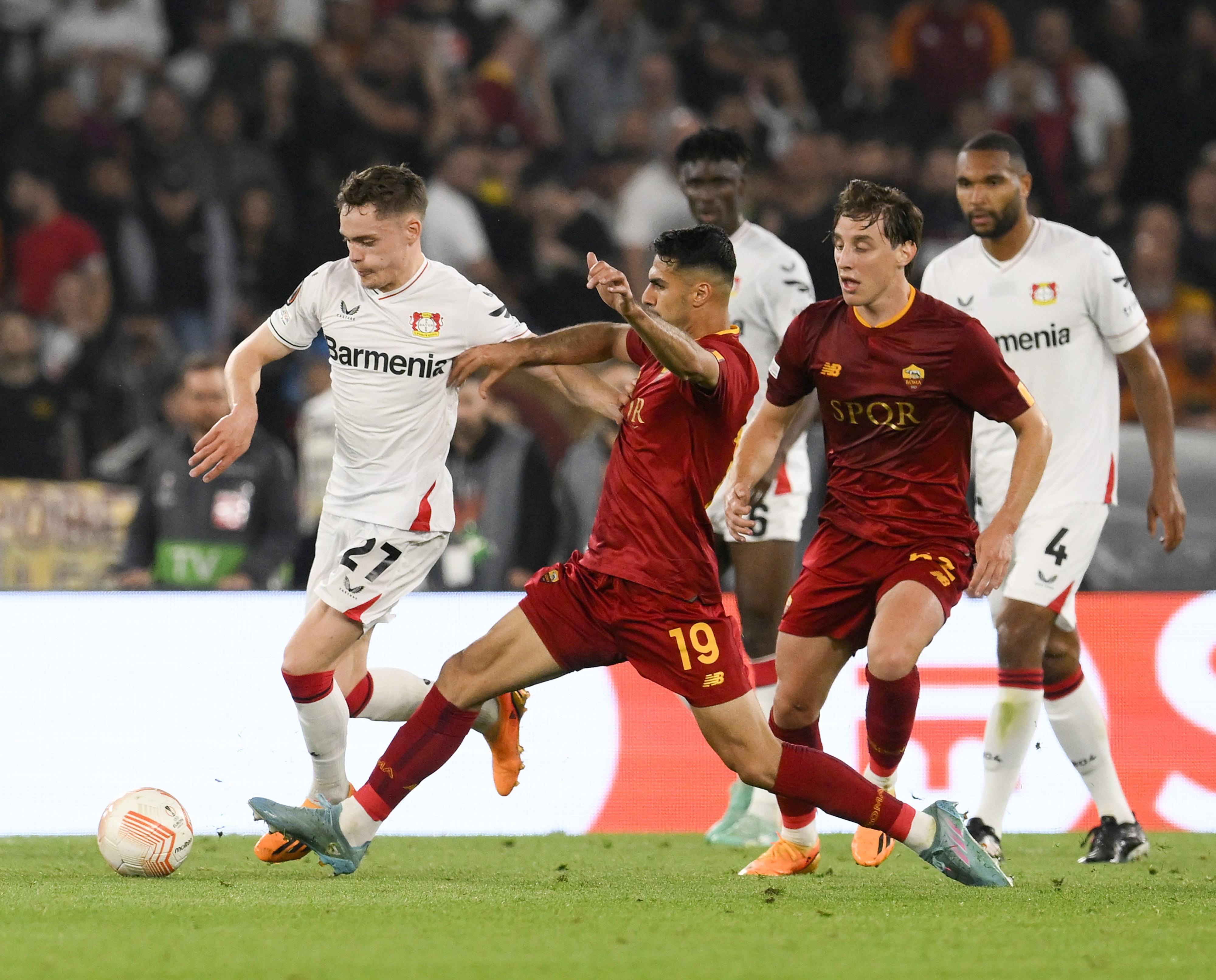 爱游戏入口-零封对手守住胜利，助球队保持不败纪录