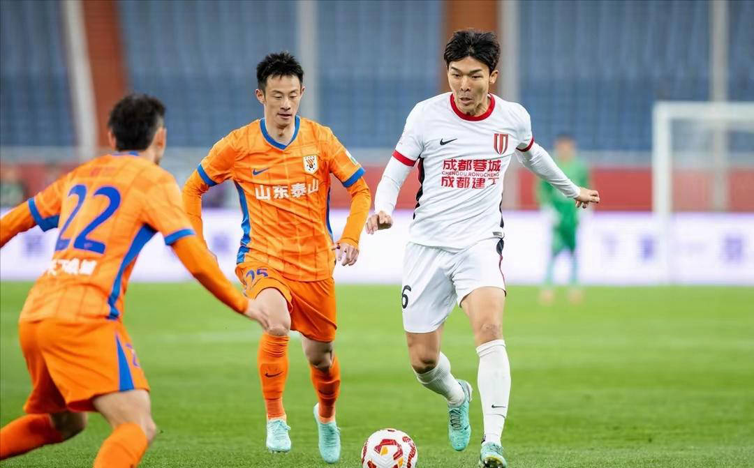 备战赛季全力以赴,球员状态达到巅峰 备战赛季全力以赴,球员状态达到巅峰