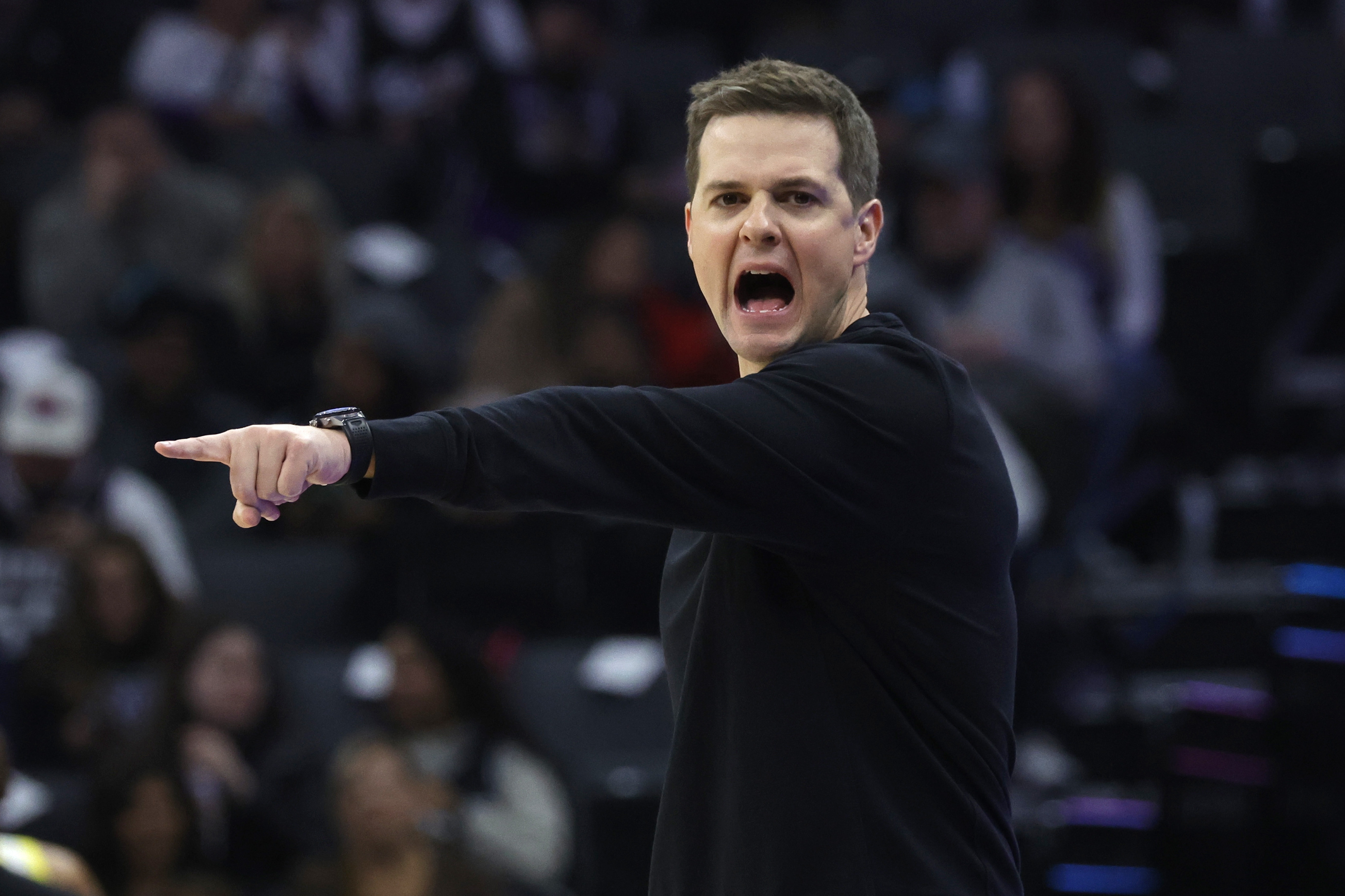 爱游戏-包含爵士队近期连胜走势强劲，冲击总冠军意欲浓厚。的词条