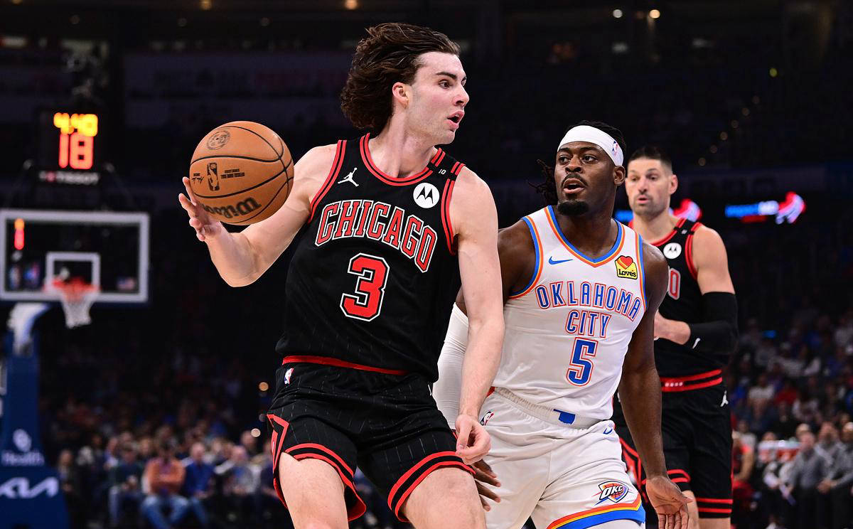 公牛队近期比赛中崭露头角,备受看好 公牛队近期比赛中崭露头角,备受看好