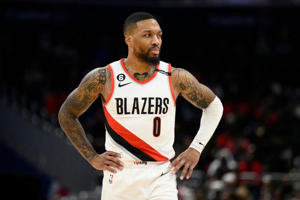 开拓者队轻取奇才队，利拉德砍下29分