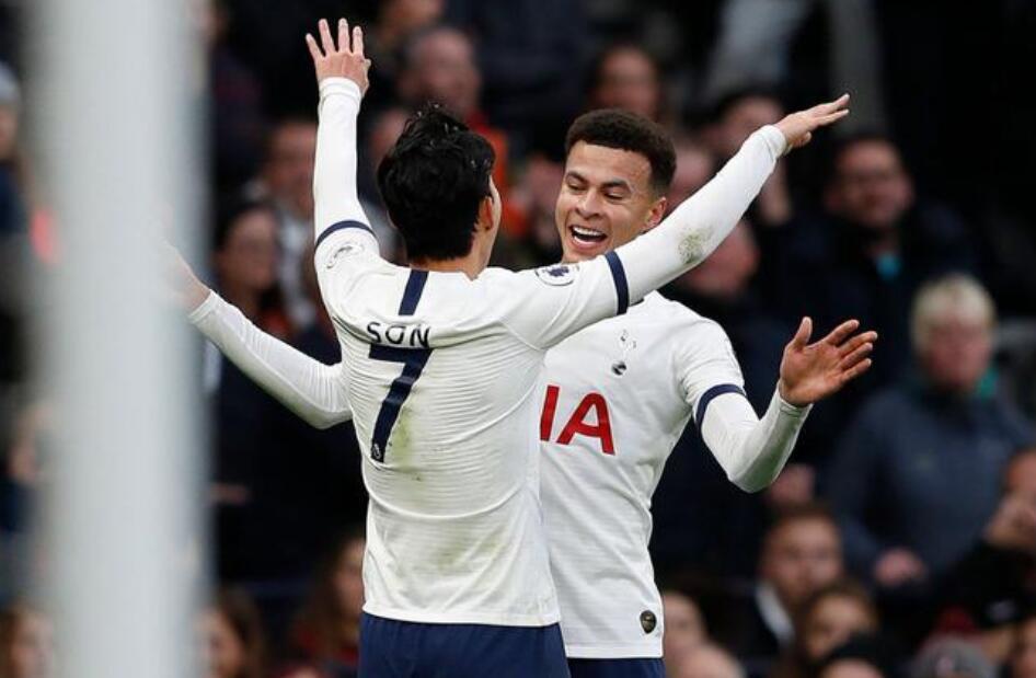 爱游戏官方入口-里昂主场险胜阿尔维斯,继续领跑积分榜