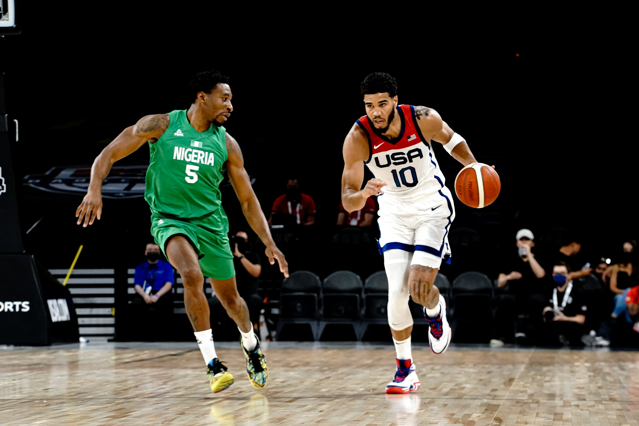 包含尼日利亚男篮鏖战美国男篮,杜兰特关键制胜的词条 包含尼日利亚男篮鏖战美国男篮,杜兰特关键制胜的词条