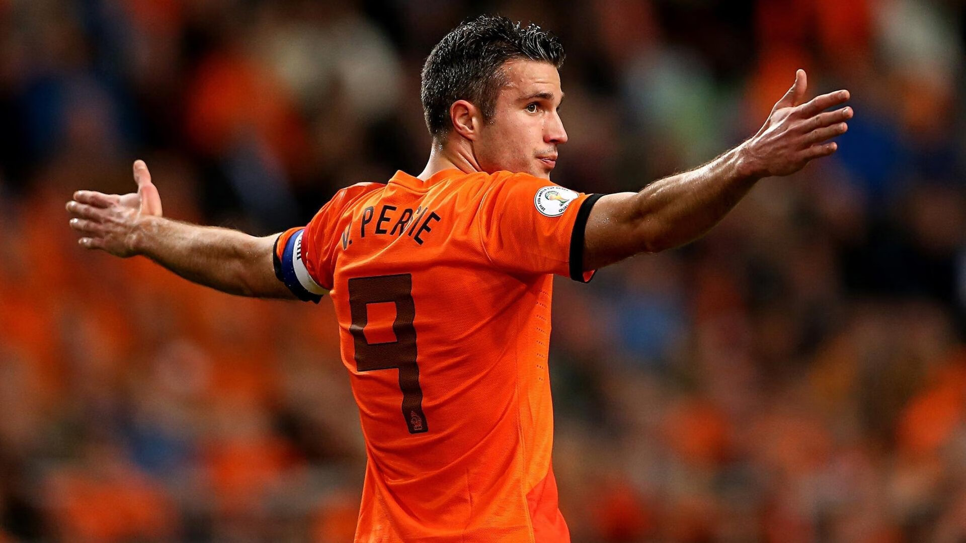 德甲争冠最终章,鹰击长空,冲垮不败神话—赫塔上演老鹰奇袭,终结药厂独行侠伟业