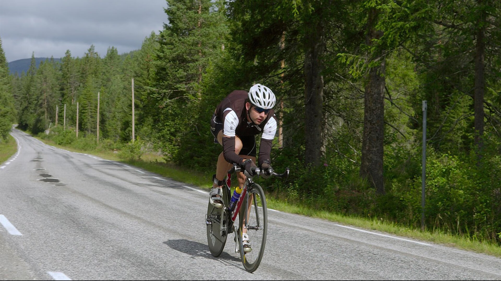 双城记，上海坚韧与福克斯闪耀，诠释决胜时刻的冠军基因